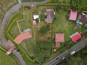 Casa finca en venta, ubicada en La Bella, Calarca, Quindio
