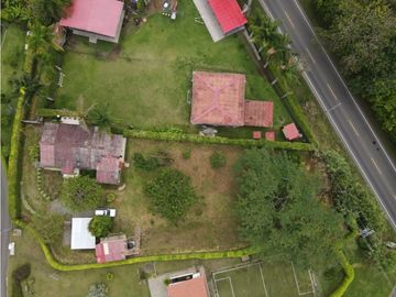 Casa finca en venta, ubicada en La Bella, Calarca, Quindio