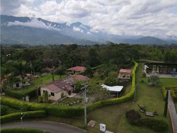 Casa finca en venta, ubicada en La Bella, Calarca, Quindio