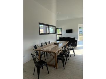 CASA EN VENTA EN COSTA ESMERALDA