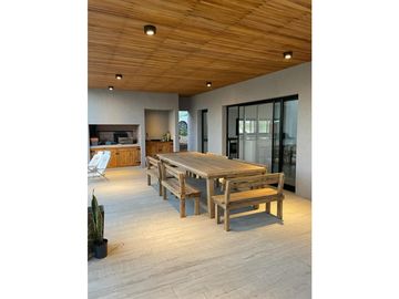 CASA EN VENTA EN COSTA ESMERALDA