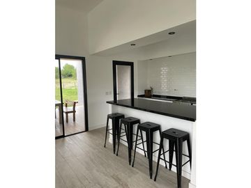 CASA EN VENTA EN COSTA ESMERALDA