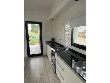 CASA EN VENTA EN COSTA ESMERALDA