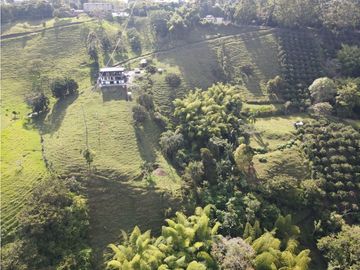 SE VENDE LOTE CON CASA EN LA VIA ARMENIA-CALARCA QUINDIO