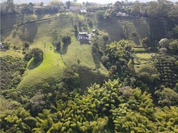 SE VENDE LOTE CON CASA EN LA VIA ARMENIA-CALARCA QUINDIO