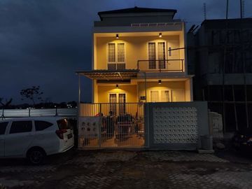DIJUAL RUMAH MODERN LOKASI SUHAT