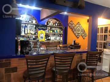 Venta de Casa estilo Mexicano Tradicional con 3 recámaras en calle Cuauhtémoc, Col. Puerto México, Coatzacoalcos, Veracruz.