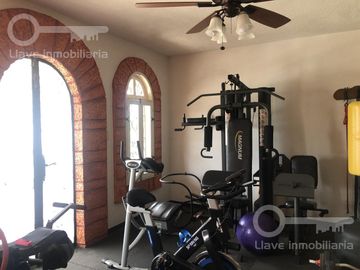 Venta de Casa estilo Mexicano Tradicional con 3 recámaras en calle Cuauhtémoc, Col. Puerto México, Coatzacoalcos, Veracruz.
