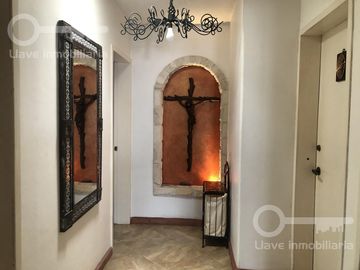 Venta de Casa estilo Mexicano Tradicional con 3 recámaras en calle Cuauhtémoc, Col. Puerto México, Coatzacoalcos, Veracruz.