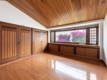 casa en venta en santa barbara oriental. Cod V4747