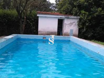 CASA/QUINTA En barrio lo Cedros, General Rodríguez