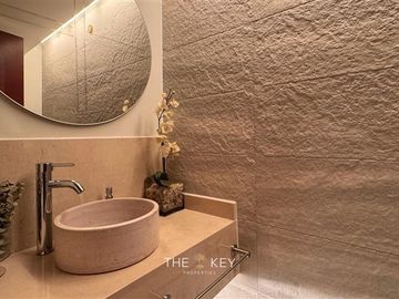 Departamento en venta de 3 dorm. en Las Condes