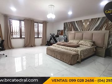 Casa de venta en Cdla la Fuente – código:20880