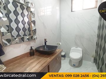 Casa de venta en Cdla la Fuente – código:20880