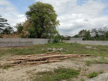 DIJUAL RUMAH CANTIK HARGA TERBAIK DI KOTA KLATEN. SHM+IMB SIAP BALIK NAMA...