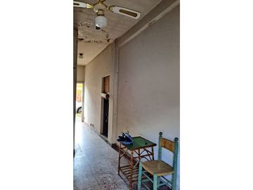 Casa a Reciclar Salida a dos calles Sobre Italia y Baigorria
