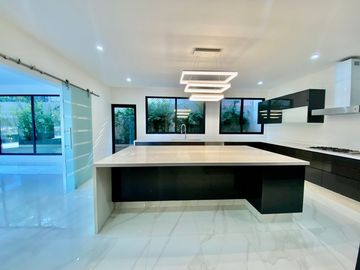 CASA EN VENTA EN HACIENDA DE LAS PALMAS