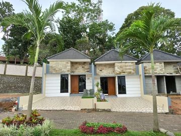 Rumah Mewah di Semarang atas desain modern harga mulai 300 juta