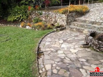 finca en venta en vereda montañita. Cod V3424