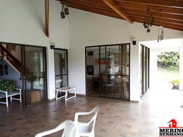 finca en venta en vereda montañita. Cod V3424