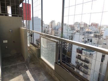 Luminoso departamento 2 ambientes a la venta - Villa Crespo