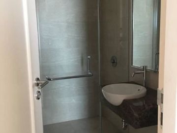 Apt. One Icon Residences City View, Strategis