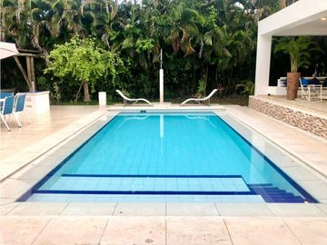 Vendo casa en club puerto peñalisa