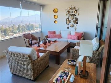 Departamento en venta de 2 o 3 dorm. en ARBOLETUM Peñalolén