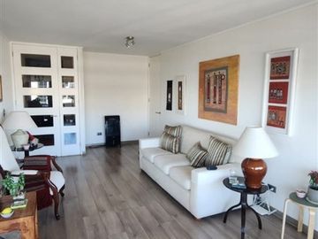 Departamento en venta de 2 o 3 dorm. en ARBOLETUM Peñalolén