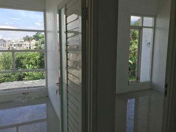 RUMAH VILLA CANTIK 500 JUTAAN DI KOTA BATU MALANG