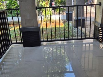 Dijual Rumah Posisi Hook Dengan Lokasi Strategis Di Sektor 9