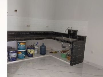 Rumah rooftop 2,5 lt dkt akses tol di Ciganjur Jak Sel 2,75 M