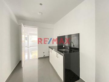 ¿Estás buscando un departamento funcional, que aplique tanto para vivienda como para oficina?
Te presentamos un hermoso DEPARTAMENTO DUPLEX en la cal