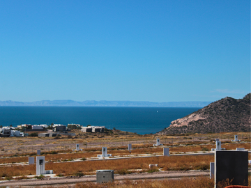 Terreno con vista al mar en Lote 15, manzana 346 residencial Paseos del Cortes