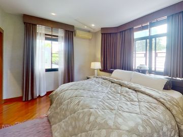 4 Bedroom Villa for sale at Baan Ing Doi
