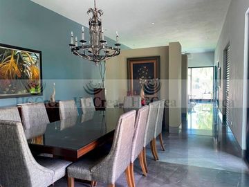 CASA EN VENTA EN CARRETERA NACIONAL