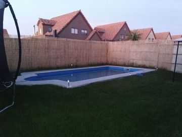 Vendo casa en Barrio Los Maderos