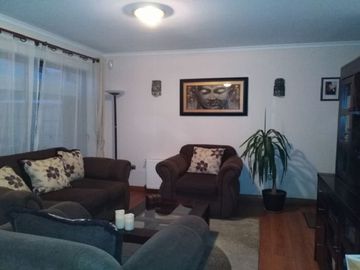 Vendo casa en Barrio Los Maderos