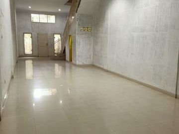 Rumah Jalan Serdang Dalam (dekat simp. Jalan Sutomo) Medan