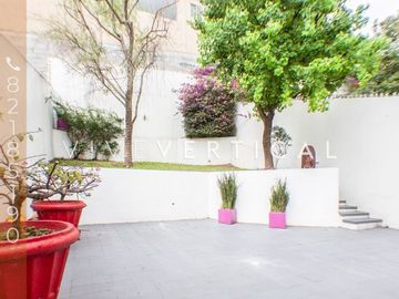 Casa Recién Remodelada en Zona La Cima, San Pedro Garza García