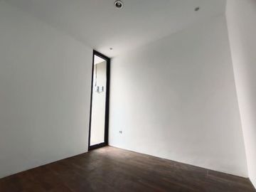 Dijual Rumah Baru Siap Huni 2 Lantai Lokasi di timur pasar gentan, jalan kaliurang km 10