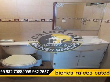Villa Casa Edificio de venta en Sector Santa Rosa/ San Nicólas  – código:10913
