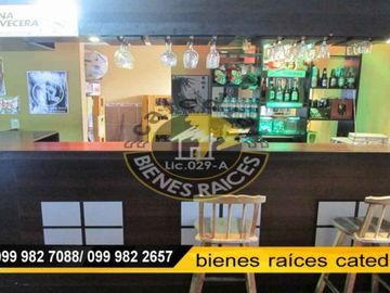 Villa Casa Edificio de venta en Sector Santa Rosa/ San Nicólas  – código:10913