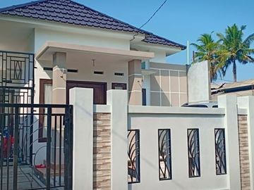 Rumah Baru Lokasi Strategis di Kota Padang