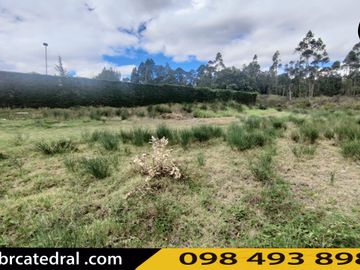 Terreno de venta en Javier Loyola (UNAE) – código:20438