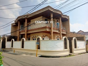 Rumah Posisi Hoek Desain Eropa Di Area Jaktim Dl 18939