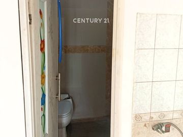 Rumah Posisi Hoek Desain Eropa Di Area Jaktim Dl 18939