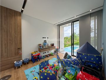 Se vende casa de lujo en pereira