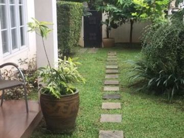 Dijual Rumah Hook (2 Lantai) Di Jl. Alam Segar X, Pondok Indah Jakarta Selatan