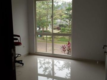 Dijual Rumah Cantik serenia Lebak bulus Jakarta Selatan